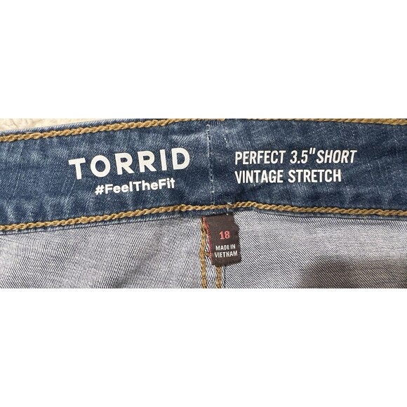 Torrid Button Perfect 3.5” Short Vintage Stretch Denim Shorts Summer Jean 18 - Picture 5 of 7